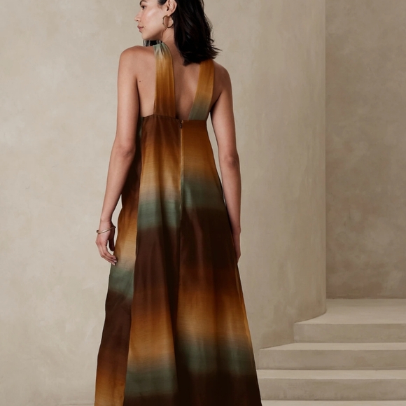 Banana Republic Summer Dress - Picture 2 of 5